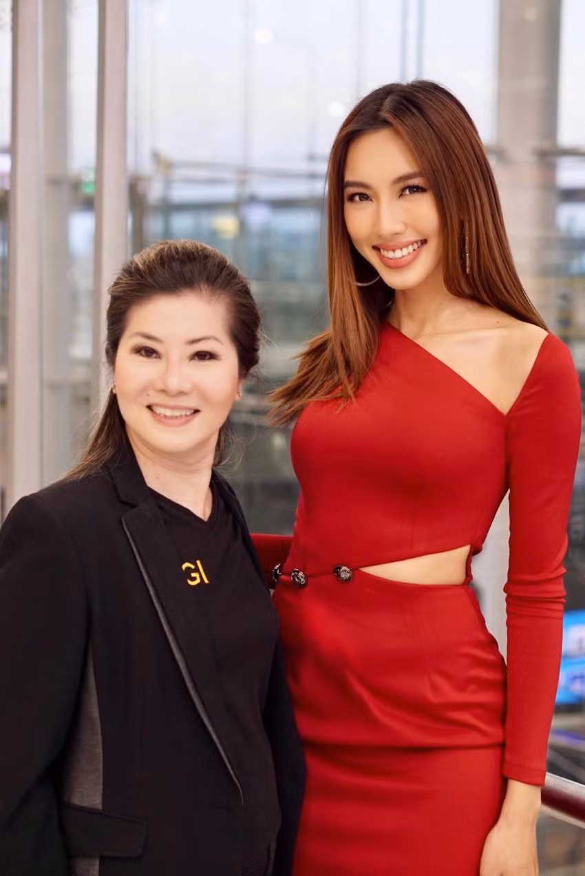 Mr. Nawat – chủ tịch và bà Teresa – phó chủ tịch của Miss Grand International sẽ sang Việt Nam lần này.