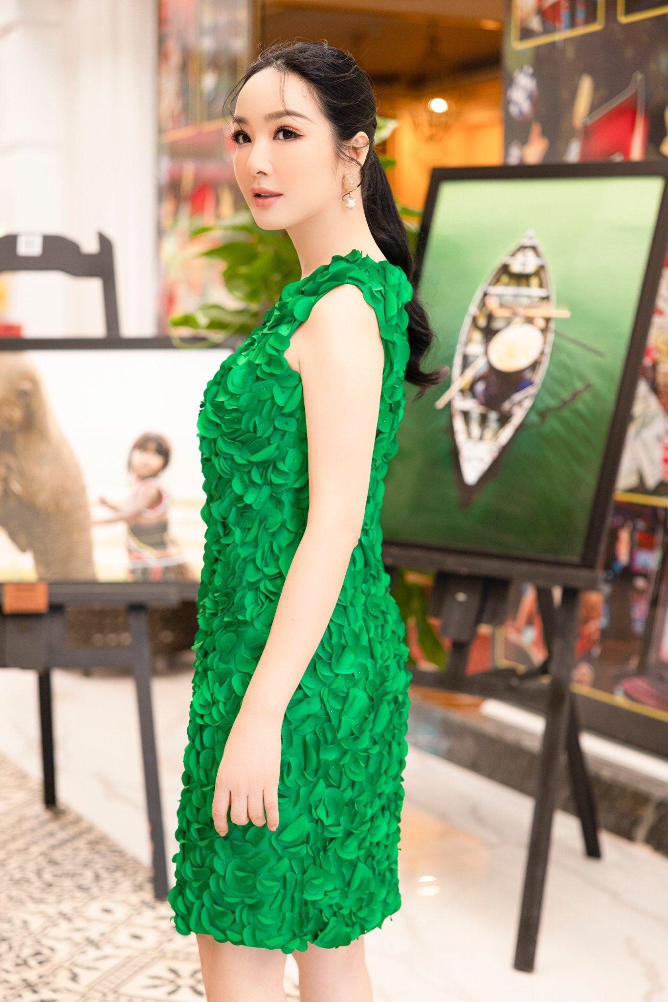 Nhan sắc trẻ trung, xinh đẹp của Giáng My ở tuổi trung niên luôn khiến các đàn em ngưỡng mộ.