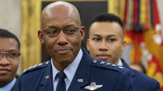 Đại tướng Không quân Mỹ C.Q. Brown. (Ảnh: Getty)