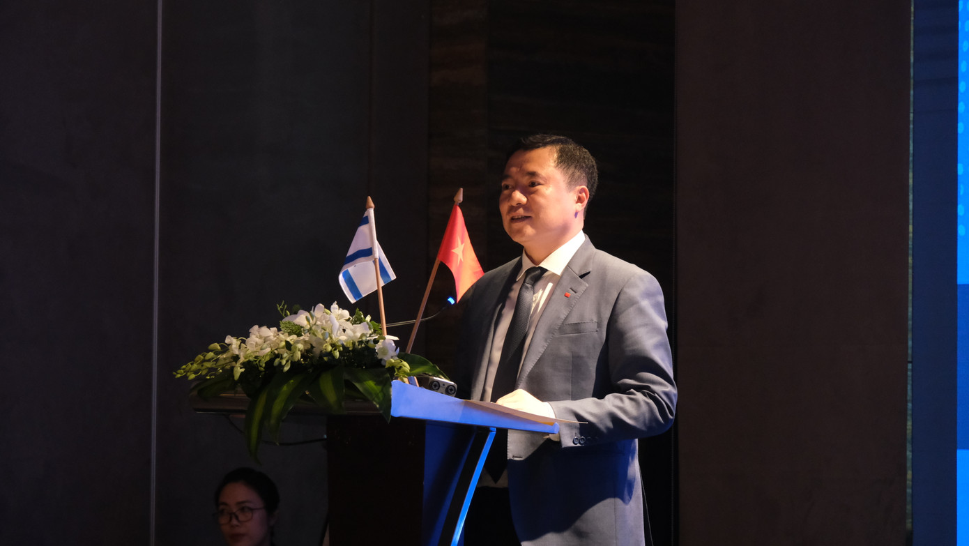 Thứ trưởng Bộ Công Thương Nguyễn Sinh Nhật Tân phát biểu tại hội thảo. (Ảnh: VA)