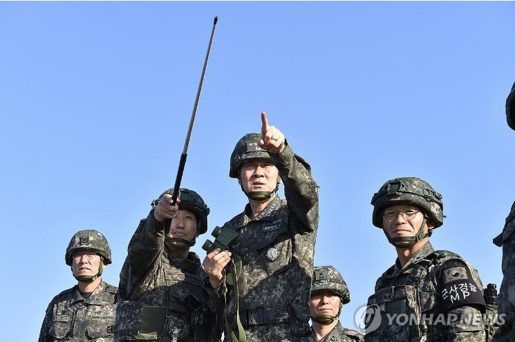 Tướng Kim Myung-soo - Chủ tịch Hội đồng tham mưu trưởng quân đội Hàn Quốc. (Ảnh: Yonhap) Tướng Kim Myung-soo - Chủ tịch Hội đồng tham mưu trưởng quân đội Hàn Quốc. (Ảnh: Yonhap)