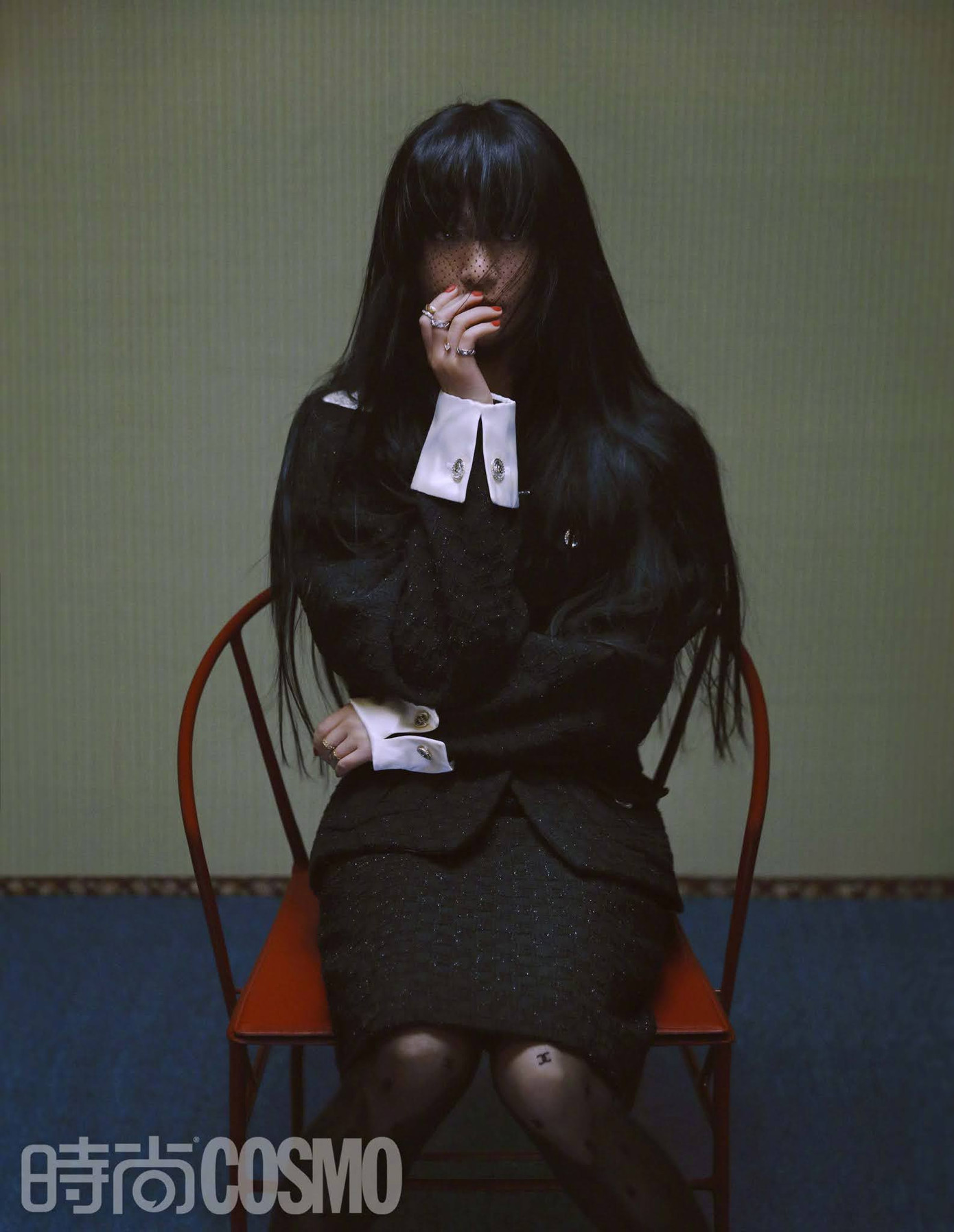 Vốn là người không ngại thay đổi phong cách, sau khi ly hôn, nữ diễn viên còn táo bạo hơn trước rất nhiều.