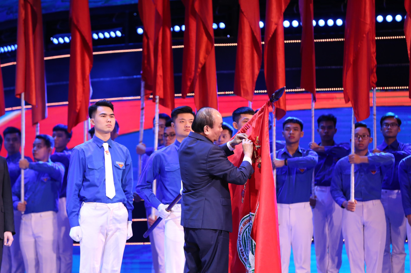 Lễ kỷ niệm 90 năm Ngày thành lập Đoàn TNCS Hồ Chí Minh ảnh 3