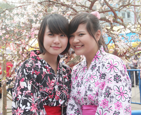 Rạng rỡ như những bông hoa anh đào của xứ sở Mặt trời mọc