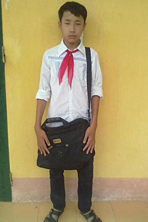 Cậu bé phát hiện ra khả năng tâm linh của mình từ khi 12 tuổi. Cậu bé phát hiện ra khả năng tâm linh của mình từ khi 12 tuổi