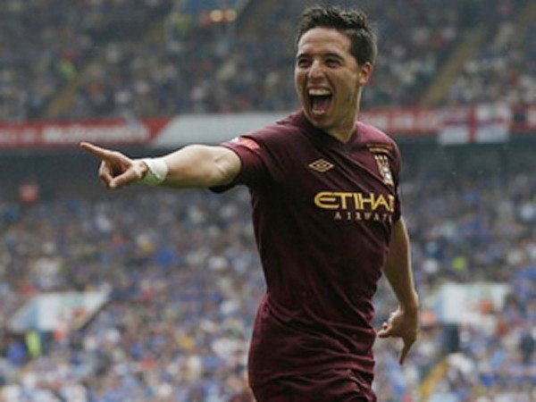 Nasri vui mừng khi lập công giúp Man City đánh bại Chelsea. Ảnh: Reuters. Nasri vui mừng khi lập công giúp Man City đánh bại Chelsea. (Nguồn: Reuters)