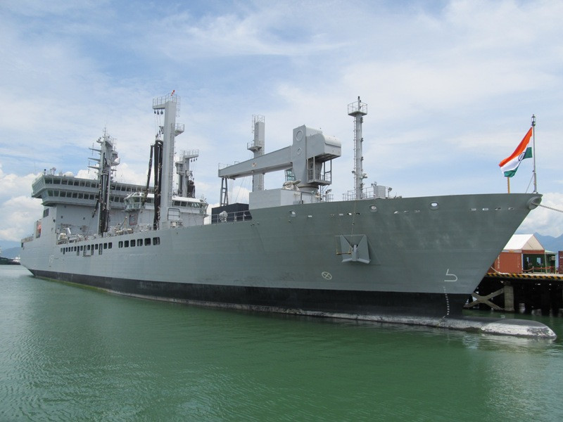 Tàu hậu cần INS SHAKTI (A57)
