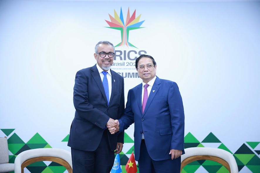 Thủ tướng Phạm Minh Chính tiếp Tổng Giám đốc WHO Tedros Adhanom Ghebreyesus. Ảnh: VGP
