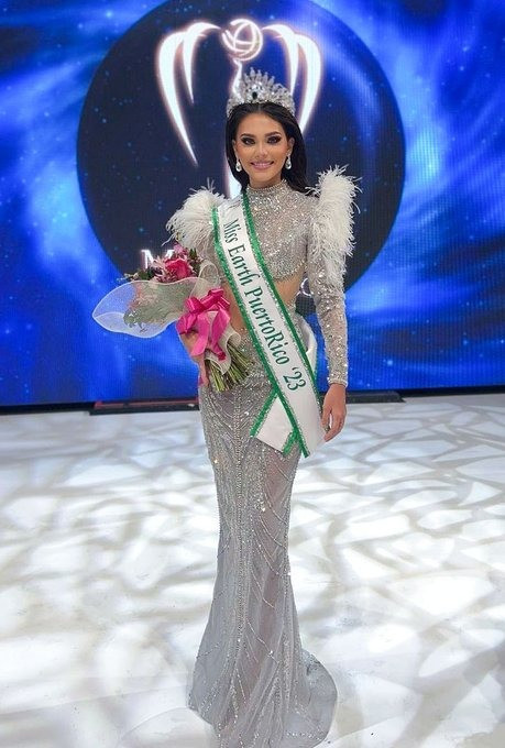 Ngày 30/1, chuyên trang sắc đẹp Missosology đăng tải thông tin người đẹp Victoria Arocho đăng quang ngôi vị Hoa hậu Trái Đất Puerto Rico 2023. Cô sẽ sang Việt Nam tham dự cuộc thi Miss Earth dự kiến được tổ chức vào quý 4 năm 2023 tại Nha Trang, Việt Nam.