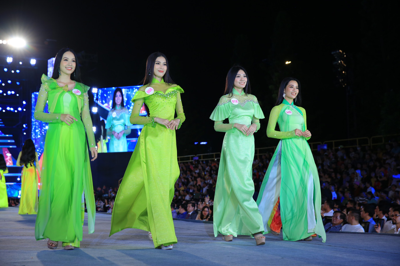 Xướng tên top 5 Người đẹp Biển - Hoa hậu Việt Nam năm 2020 ảnh 55