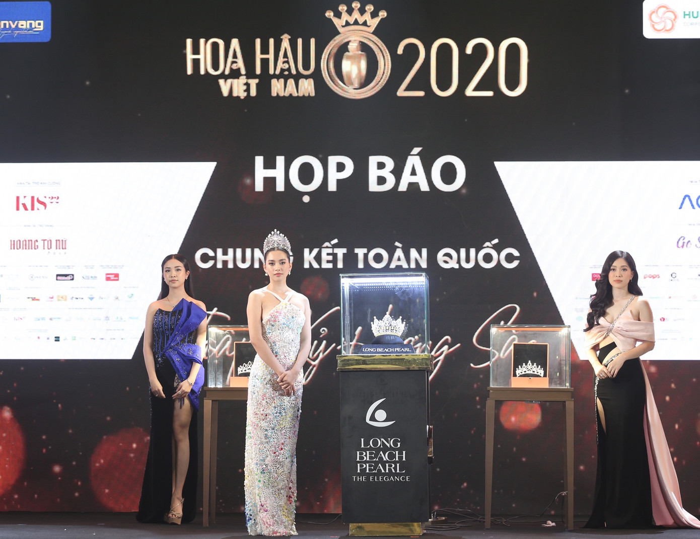 Truyền hình trực tiếp Chung kết toàn quốc Hoa hậu Việt Nam 2020 trên sóng VTV3 ảnh 11