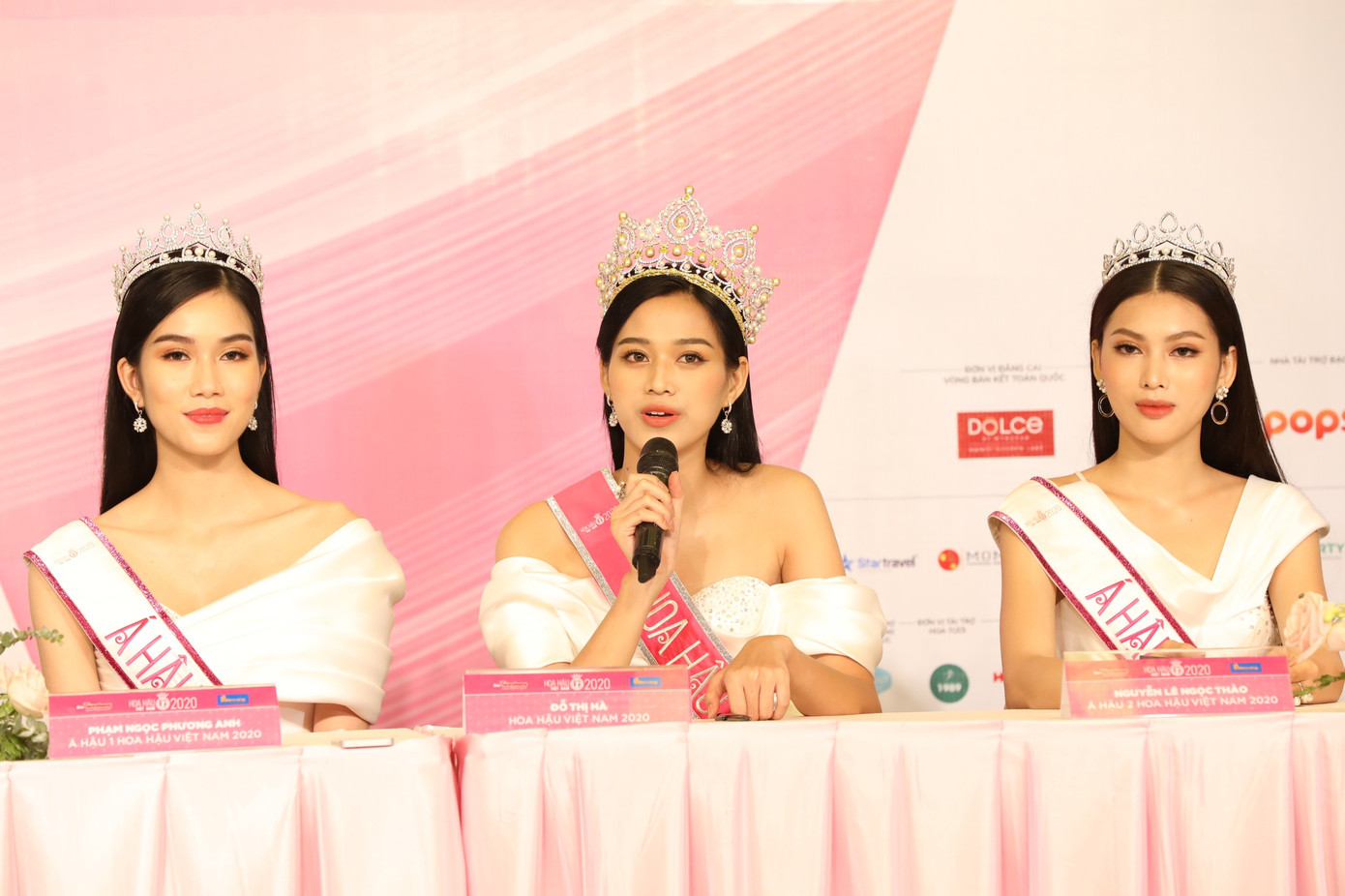 Top 3 Hoa hậu Việt Nam 2020 rạng rỡ gặp gỡ báo giới sau đêm đăng quang ảnh 2