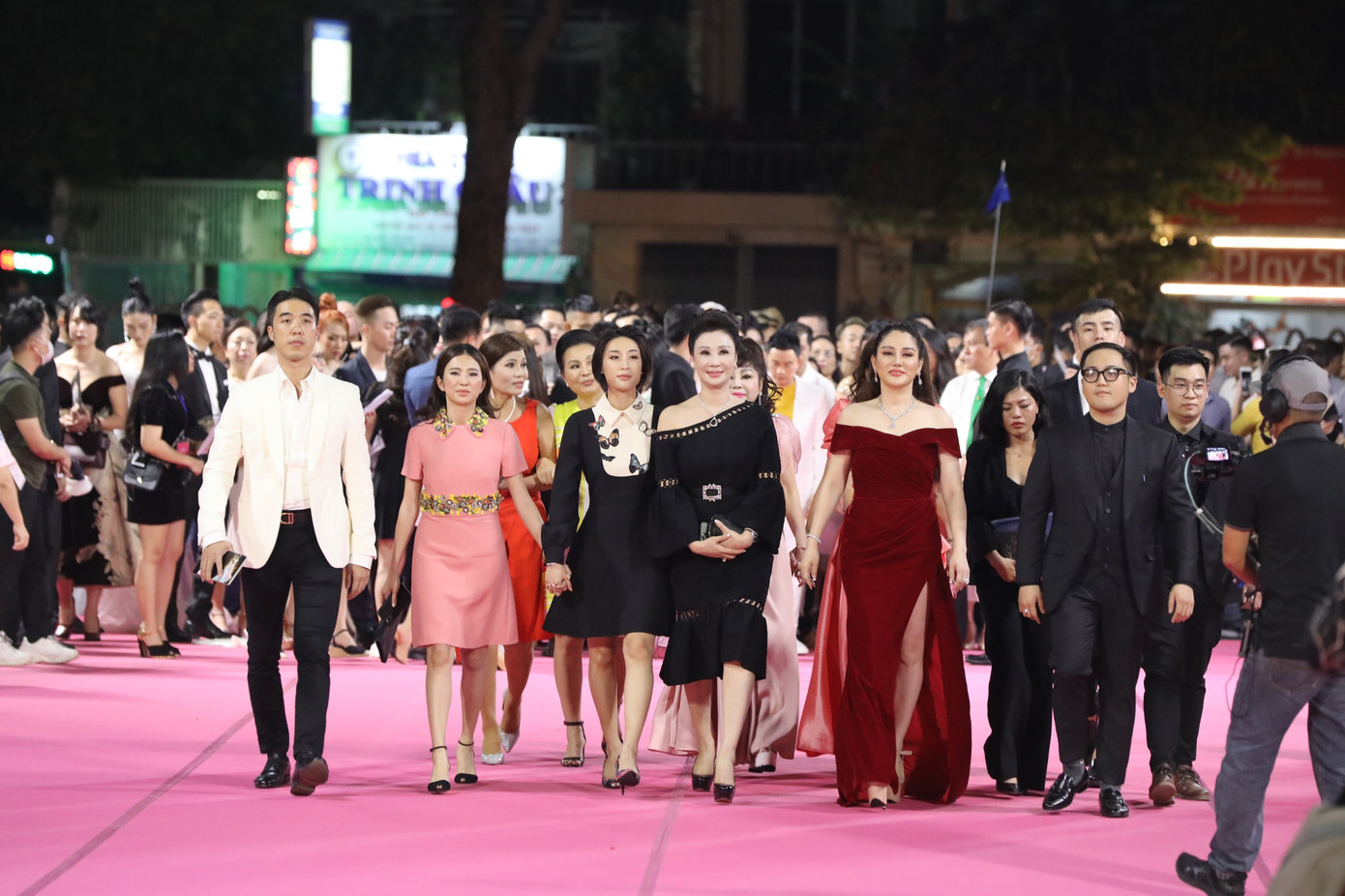 Đỗ Thị Hà đăng quang Hoa hậu Việt Nam 2020 ảnh 67