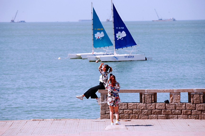 Xướng tên top 5 Người đẹp Biển - Hoa hậu Việt Nam năm 2020 ảnh 94