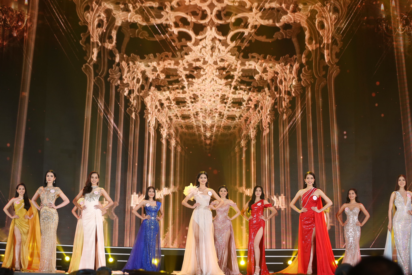 Đỗ Thị Hà đăng quang Hoa hậu Việt Nam 2020 ảnh 14