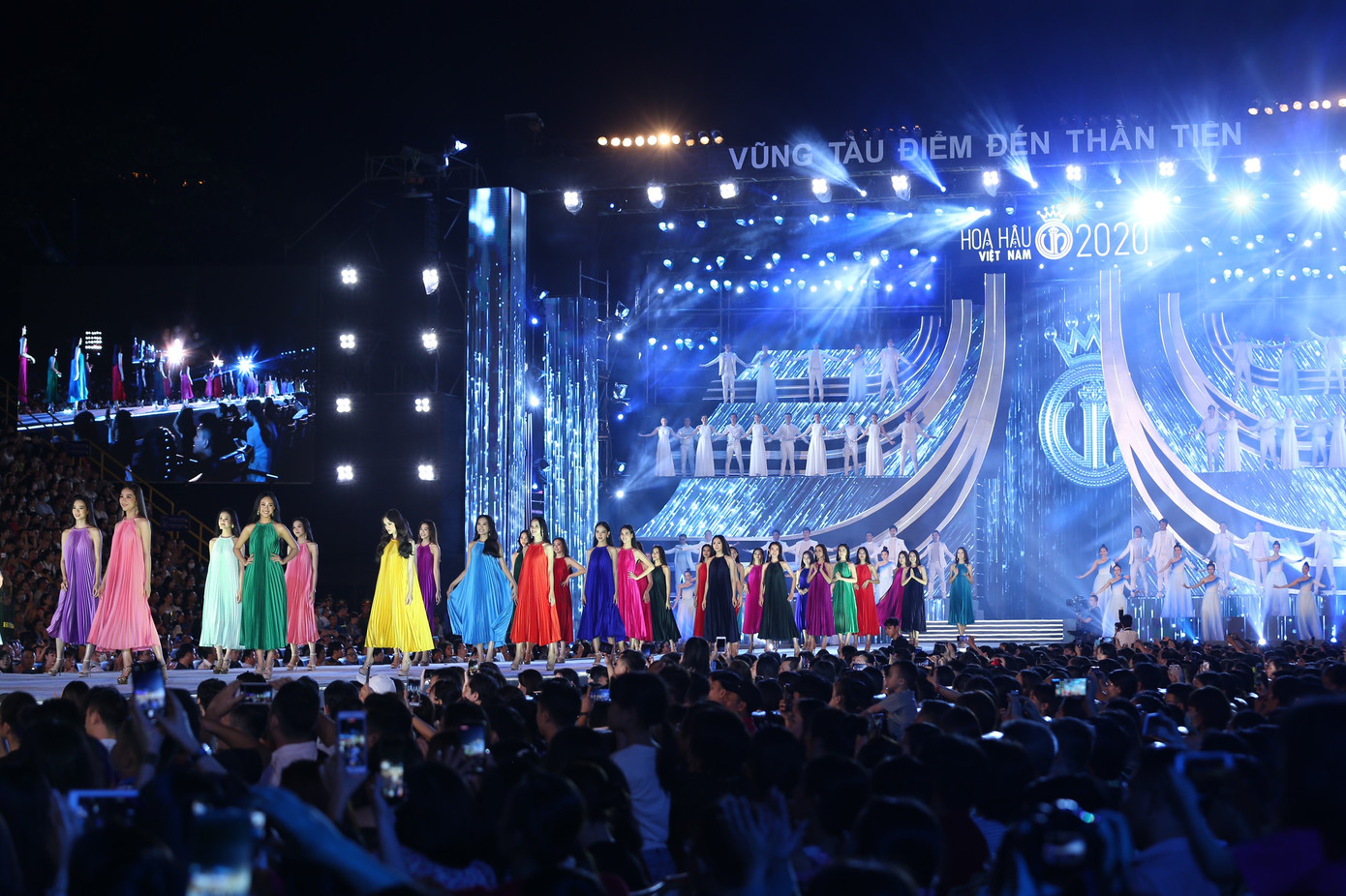 Xướng tên top 5 Người đẹp Biển - Hoa hậu Việt Nam năm 2020 ảnh 35