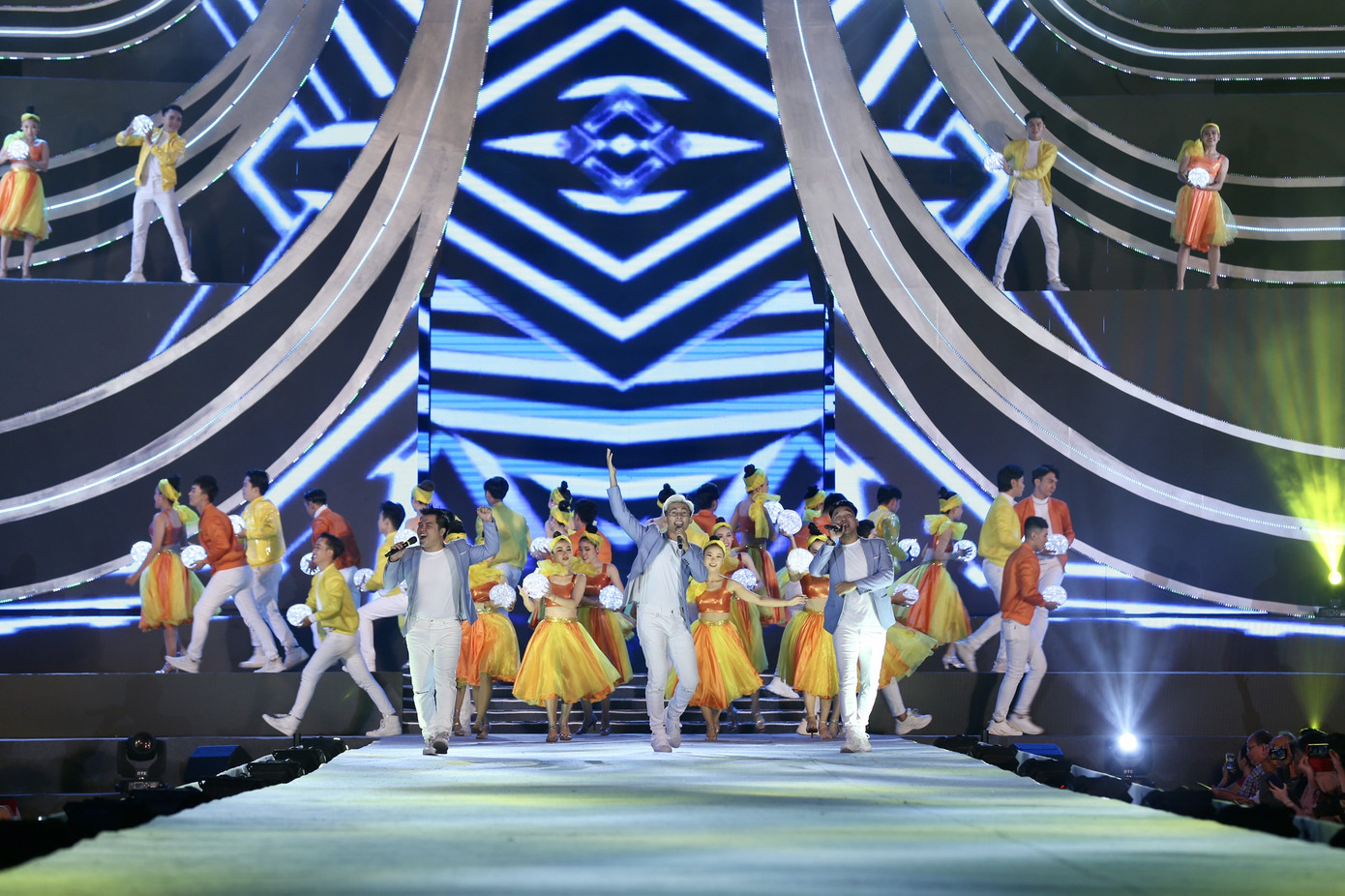 Xướng tên top 5 Người đẹp Biển - Hoa hậu Việt Nam năm 2020 ảnh 62