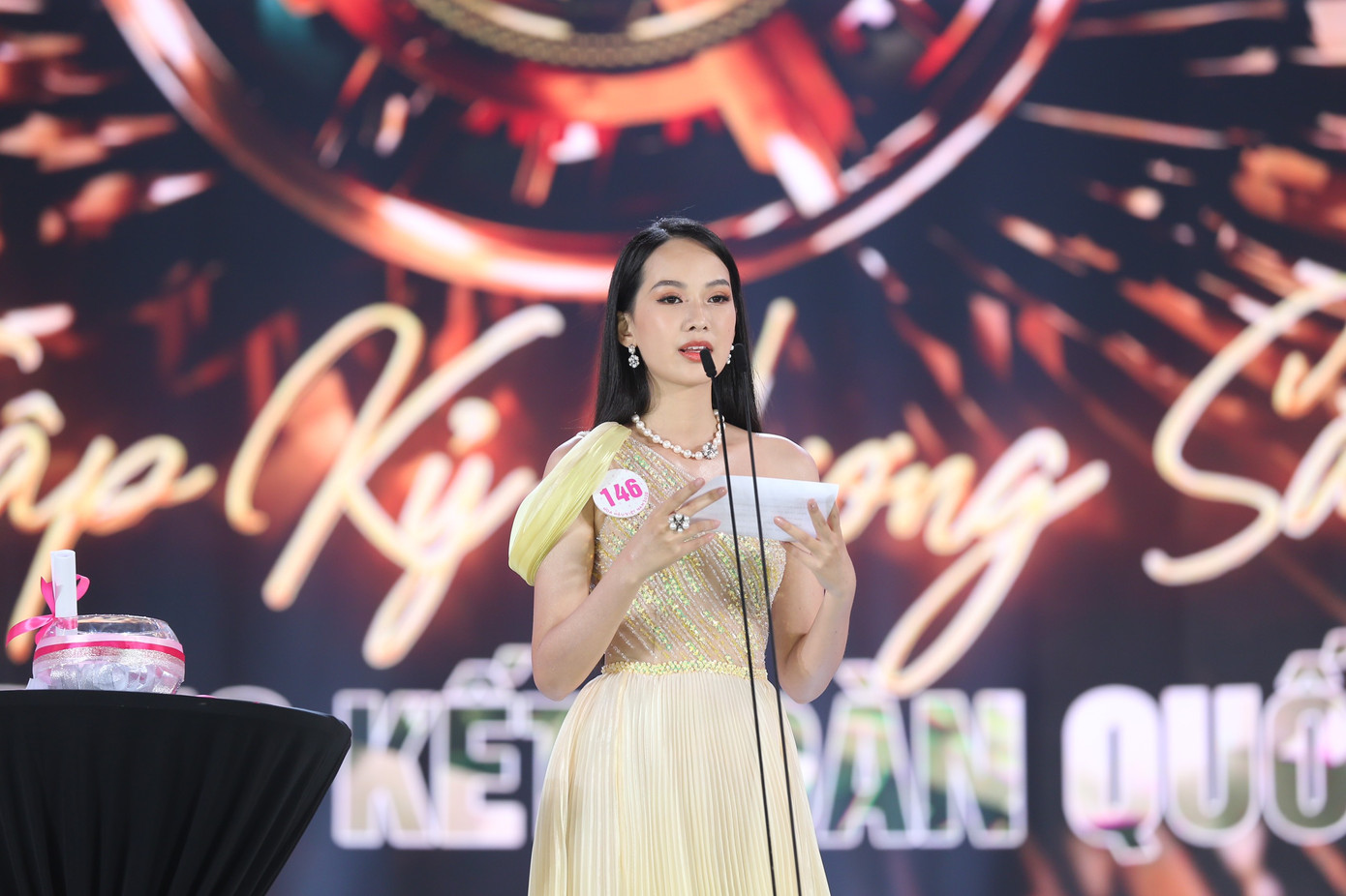 Đỗ Thị Hà đăng quang Hoa hậu Việt Nam 2020 ảnh 12