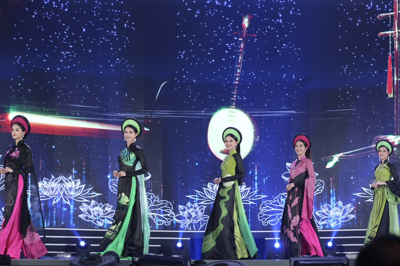 Đỗ Thị Hà đăng quang Hoa hậu Việt Nam 2020 ảnh 40