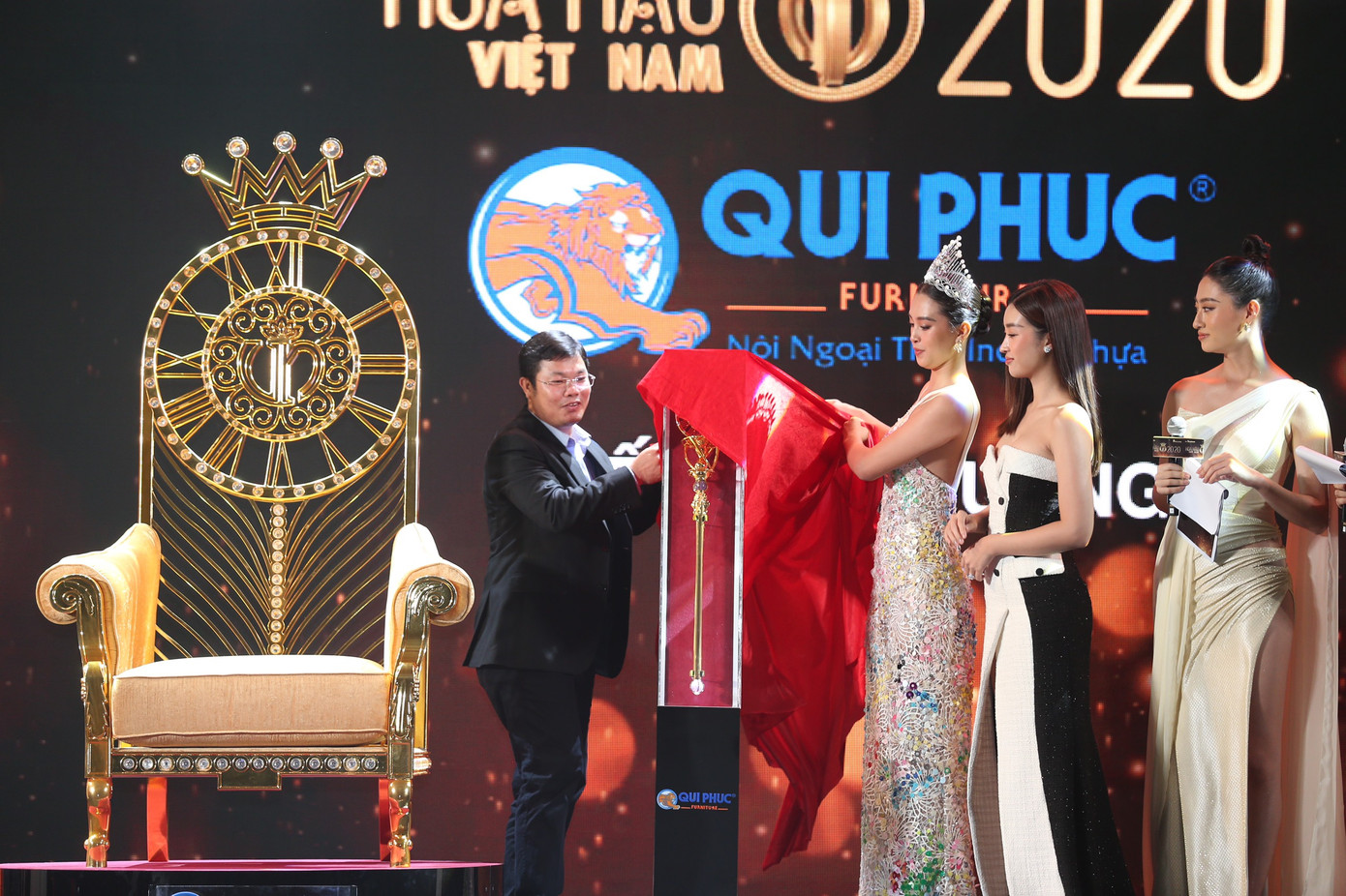 Truyền hình trực tiếp Chung kết toàn quốc Hoa hậu Việt Nam 2020 trên sóng VTV3 ảnh 18