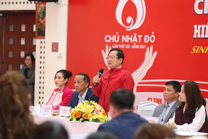 Giọt máu ấm giữa ngày đông lạnh ảnh 120