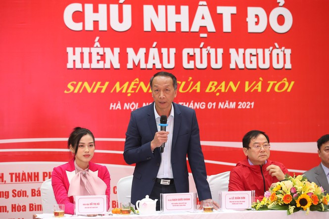 Giọt máu ấm giữa ngày đông lạnh ảnh 118