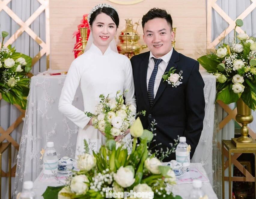 Vợ chồng anh Nam hoãn cưới để phòng, chống dịch bệnh Vợ chồng anh Nam hoãn cưới để phòng, chống dịch bệnh