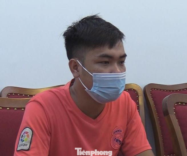 Tường tại cơ quan công an