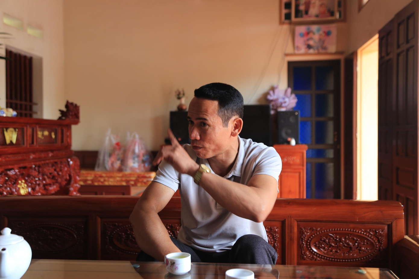 Anh Mạnh con trai ông Thám. Ảnh: N.T