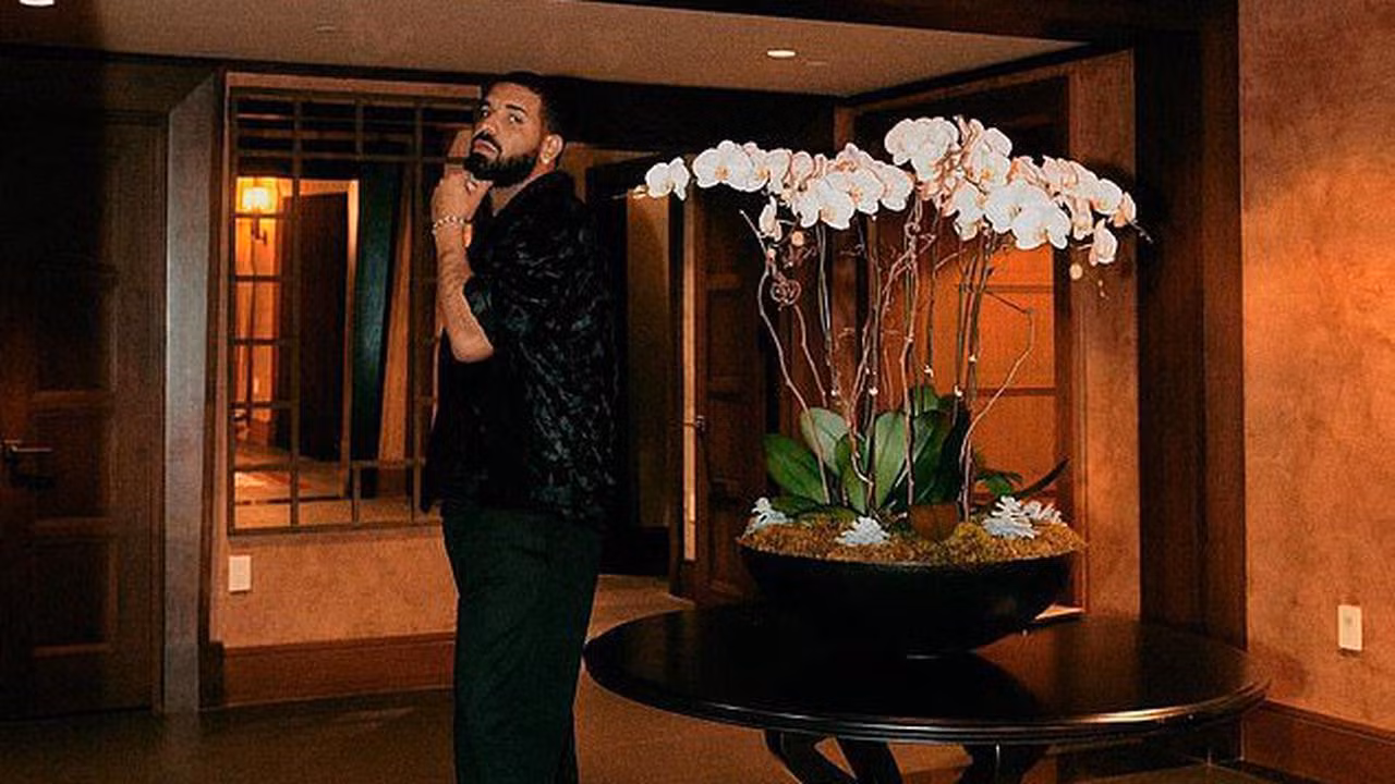 Đường tình duyên của Drake liệu có bớt trắc trở trong năm 2022? Đường tình duyên của Drake liệu có bớt trắc trở trong năm 2022?