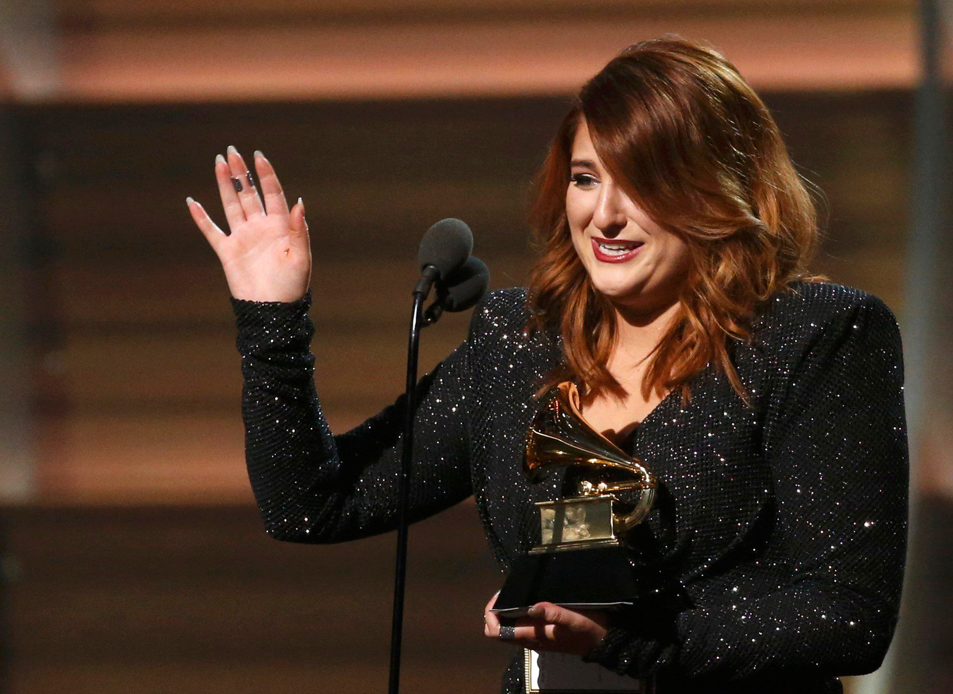 Meghan Trainor bị đồn đoán dính "lời nguyền Nghệ sĩ mới" tại Grammys. Meghan Trainor bị đồn đoán dính "lời nguyền Nghệ sĩ mới" tại Grammys.