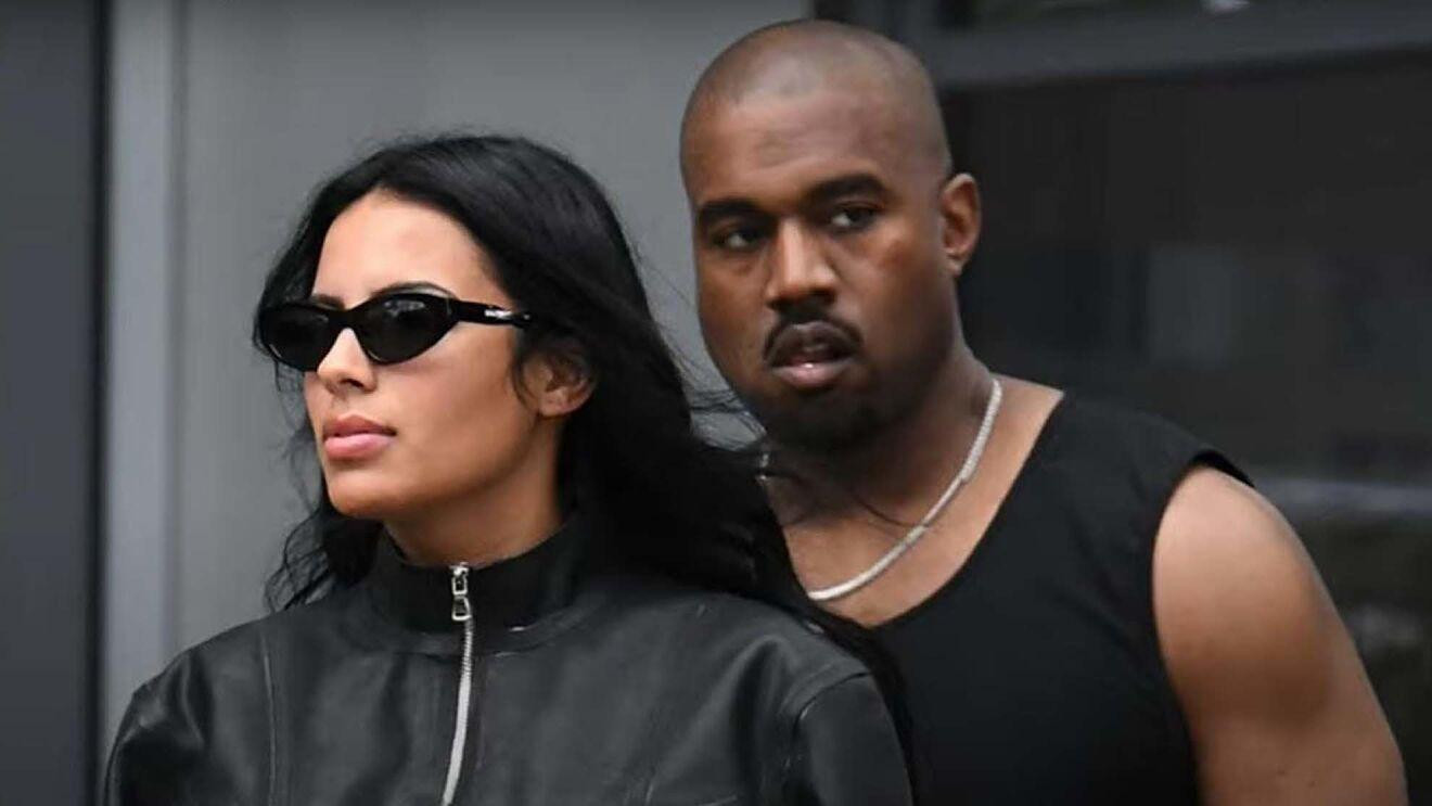 Kayne West hẹn hò chóng vánh với "bản sao" Kim Kardashian.