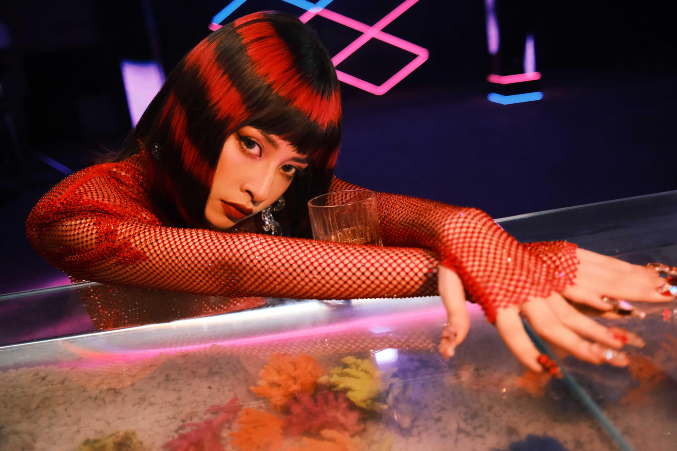 Sau 2 sản phẩm Pop Ballad, Chi Pu quay trở lại với dòng nhạc Pop Dance sôi động sở trường.