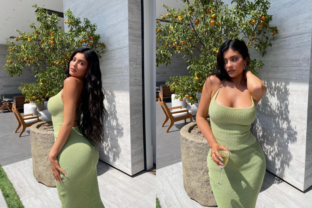 Tấm ảnh sinh nhật làm dấy lên nghi vấn mang thai của cô nàng. Tấm ảnh sinh nhật làm dấy lên nghi vấn mang thai của cô nàng.