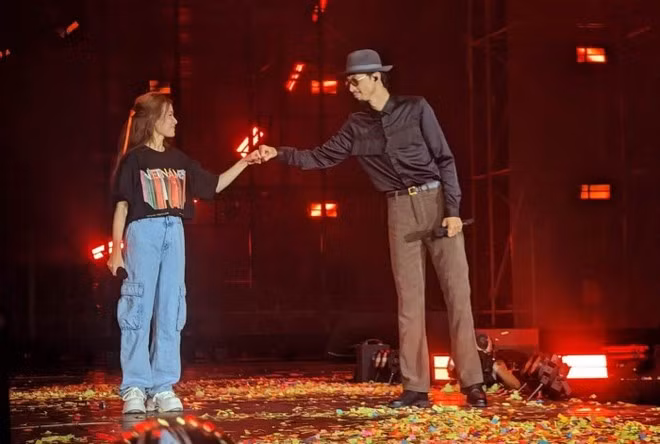 Đen Vâu là khách mời đặc biệt trong concert của Hoàng Thùy Linh.