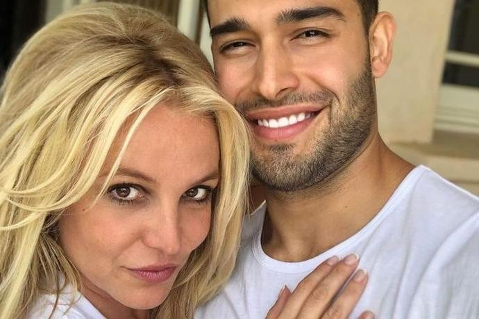 Britney Spears và chồng mới lên tiếng phản đối những cáo buộc của Kevin Federline.