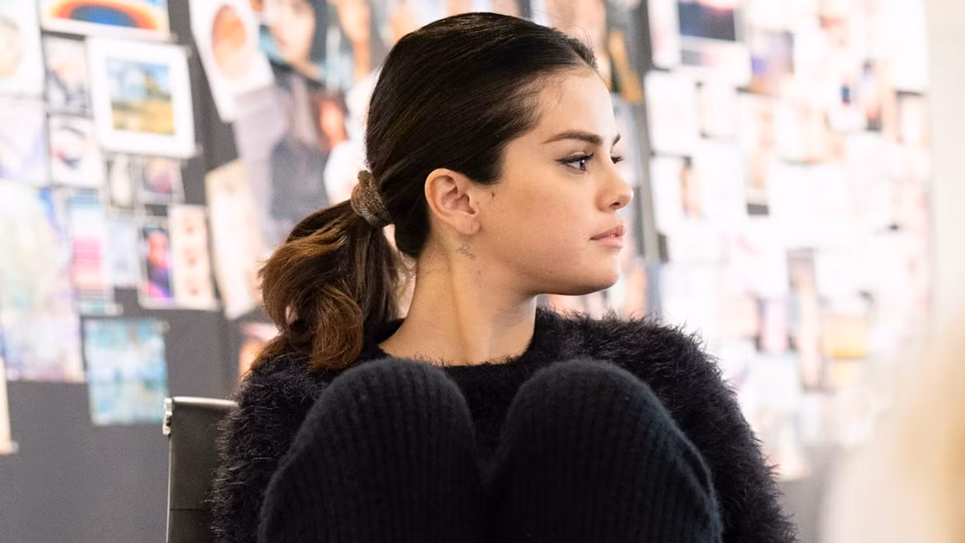 Lose You To Love Me được viết dựa trên cuộc sống của Selena Gomez sau album Revival.