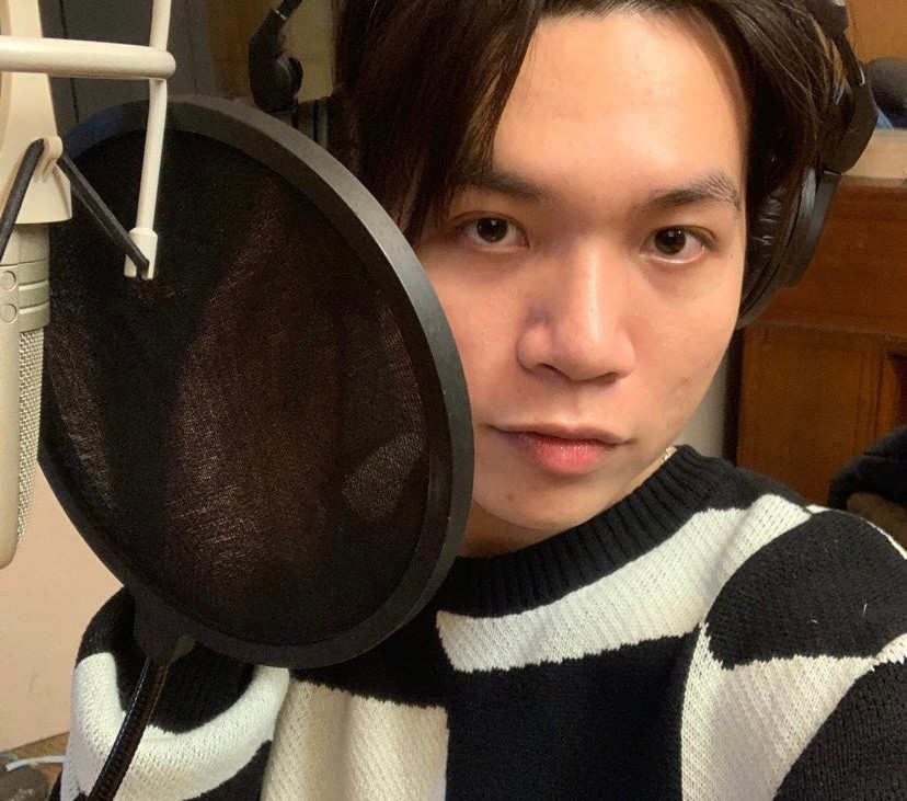 Ca khúc Midnight Voyage được mình thu âm tại phòng thu của trường đại học Bard.