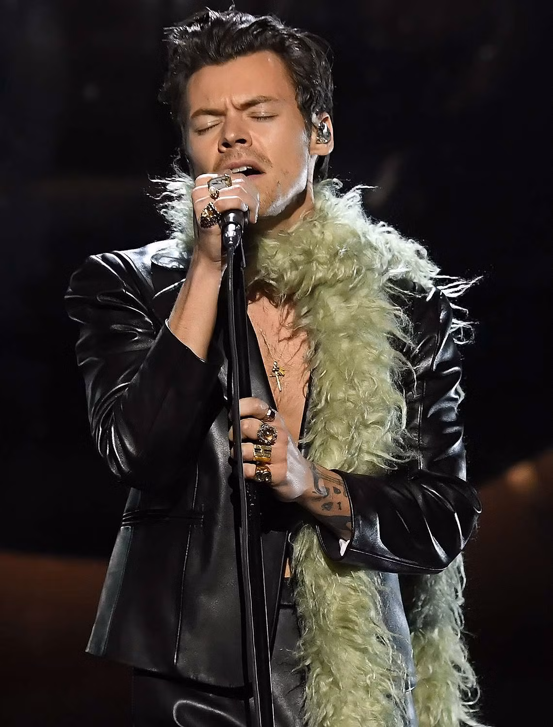 Harry Styles liệu có phải là "ngựa ô" trong đường đua Grammys năm nay?