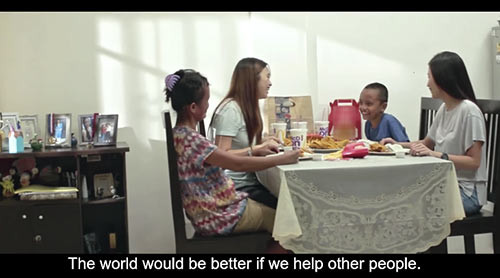 Cậu bé nghèo học bài khiến triệu người rung động giờ ra sao? ảnh 5