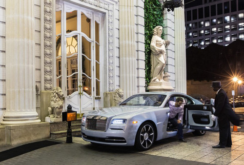 Khi chủ xe Rolls-Royce 'không xu dính túi' ảnh 5