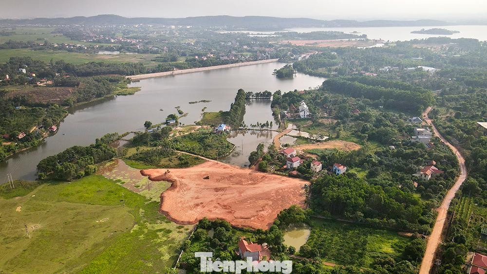 Sở KH&amp;ĐT tỉnh Vĩnh Phúc đã ban hành 3 quyết định xử phạt hành chính trong lĩnh vực đầu tư đối với 3 doanh nghiệp gồm, Công ty CP M.Land, Công ty TNHH Đạt Tiến và Công ty CP Thanh Xuân. Mỗi doanh nghiệp bị xử phạt 25 triệu đồng.