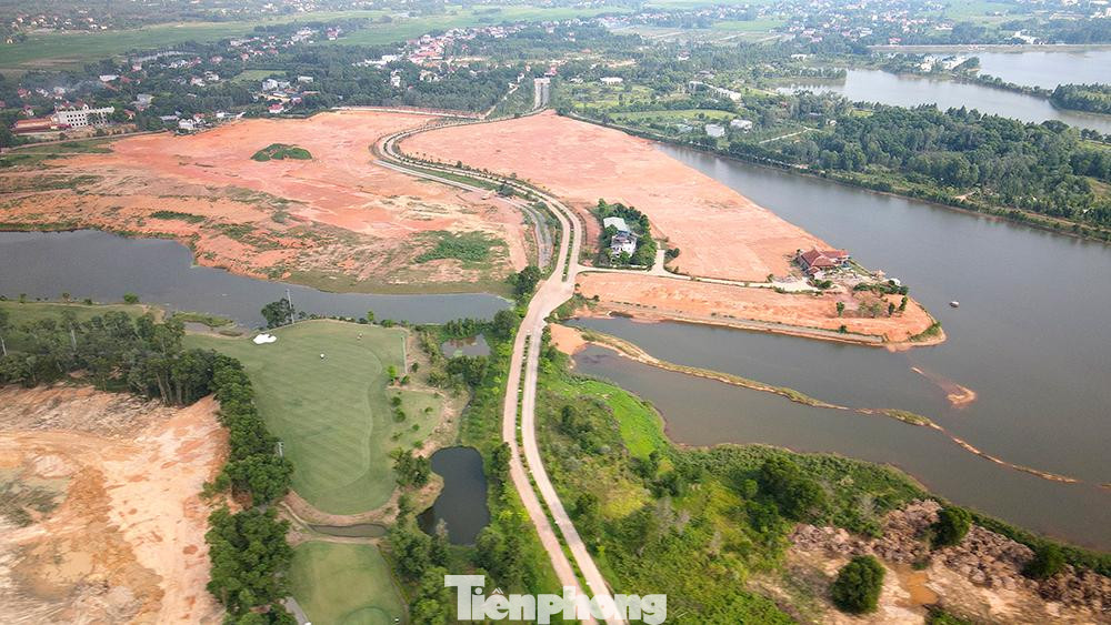 Đối với Công ty TNHH Đạt Tiến tại dự án Khu dịch vụ du lịch Đảo Ngọc sử dụng 1,56ha nằm ngoài diện tích đất được cho phép, bị xử phạt hành chính.