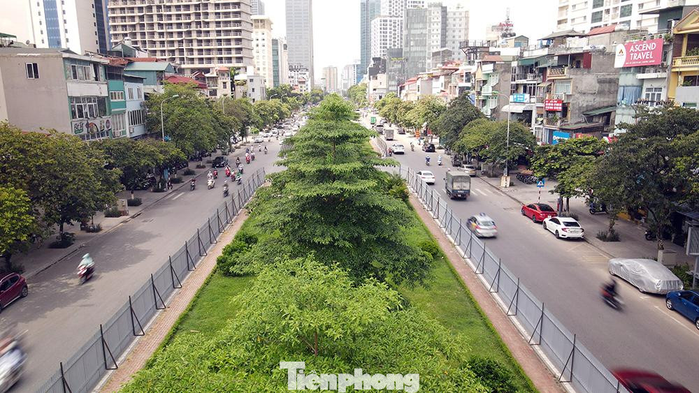 Tuyến đường này đã từng một thời được mệnh danh là "con đường đẹp nhất thủ đô". Tuyến đường này đã từng một thời được mệnh danh là "con đường đẹp nhất thủ đô".