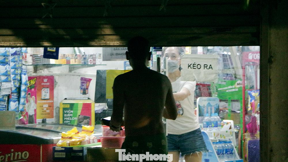 Gồm:Từ số nhà 35 đến số nhà 77, từ số nhà 90 đến số nhà 126 ngõ 88 phố Trần Quý Cáp; gồm 83 hộ gia đình và 340 nhân khẩu. Thời gian áp dụng từ 18h00 ngày 11/9/2021 đến 18h00 ngày 24/9/2021.