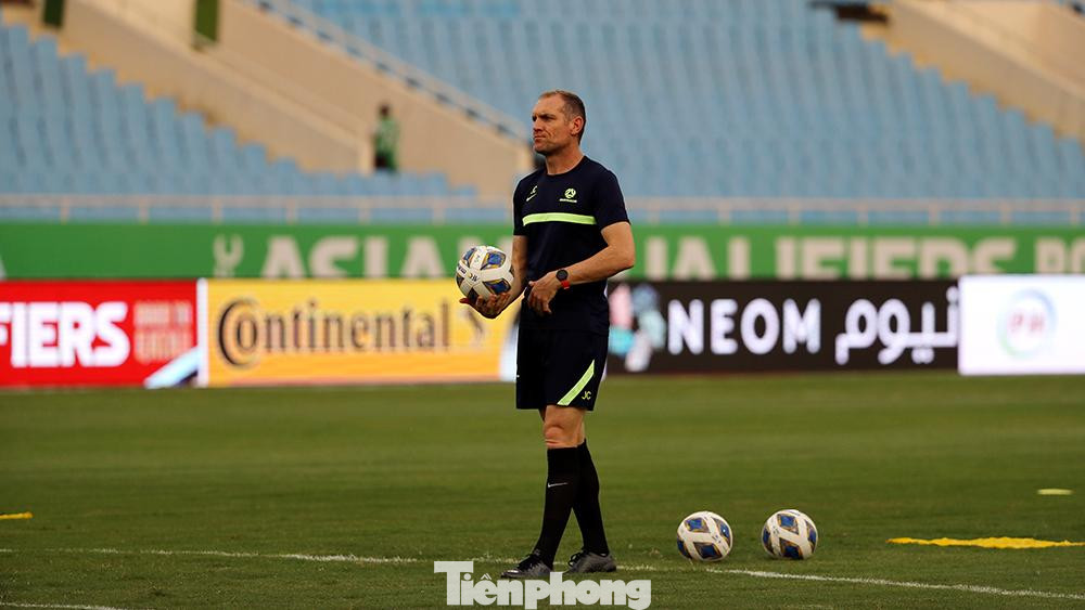 Tuy nhiên HLV Arnold và các học trò khẳng định họ không quan tâm tới kỷ lục mà chỉ mong muốn giành chiến thắng và sớm có vé dự VCK World Cup 2022