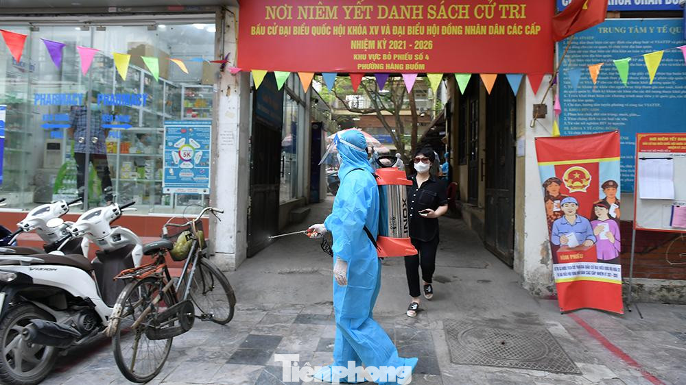 Theo số liệu tổng hợp từ phần mềm tờ khai y tế, trên địa bàn Hà Nội từ 1/5 đến 14/5 có 5.599 người về từ Đà Nẵng.