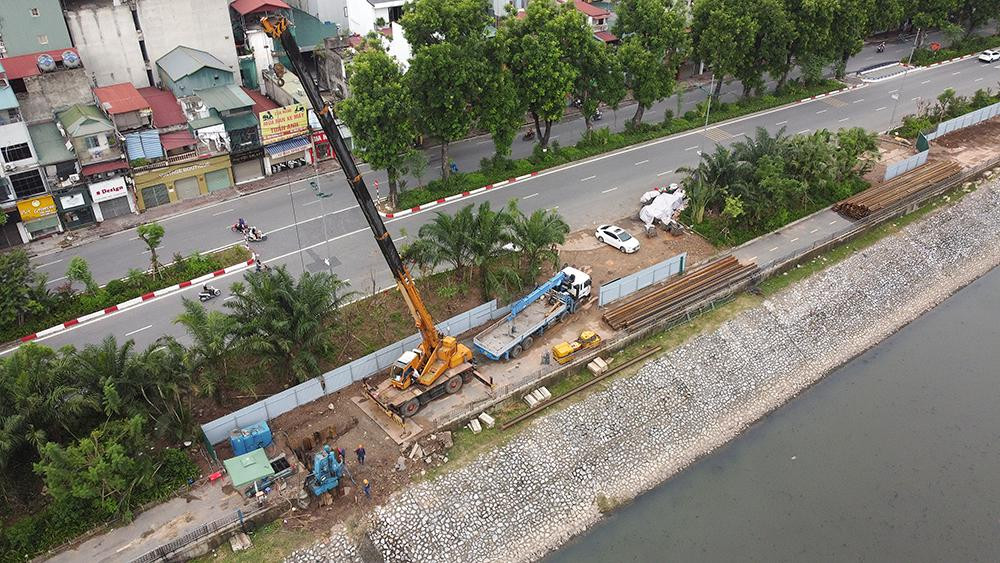 Tổng số lượng cây xanh bị ảnh hưởng trong dự án là 765 cây xanh được trồng từ 1 đến hơn 20 năm gồm nhiều chủng loại cây như: cây bàng, bằng lăng, ban hoàng hậu, ban tím, lát hoa, muồng... bao gồm gần 600 cây đô thị, số còn lại không thuộc danh mục cây đô thị.