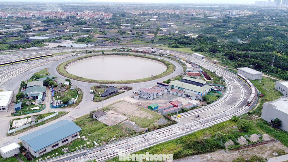 Toàn cảnh khu Depot Nhổn nhìn từ trên cao.