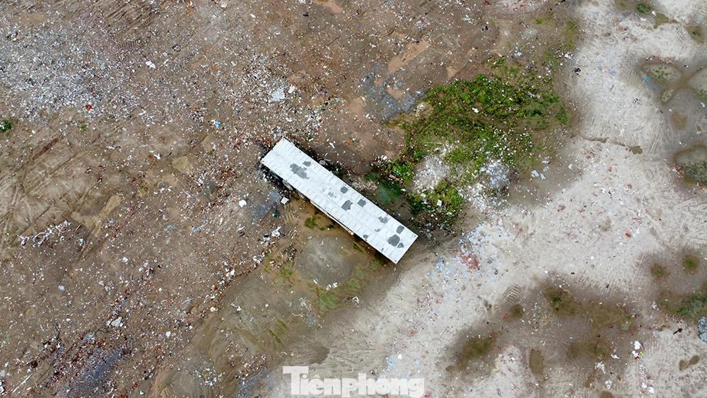 Đại diện Sở Quy hoạch - Kiến trúc Hà Nội cho biết, khu đất Đại sứ quán Mỹ thuê để xây trụ sở nằm gần Công viên Cầu Giấy, quy hoạch xây dựng là trụ sở cơ quan nhà nước, cũng phù hợp với xây dựng trụ sở Đại sứ quán. Quy hoạch xây dựng của khu đất là thấp tầng.